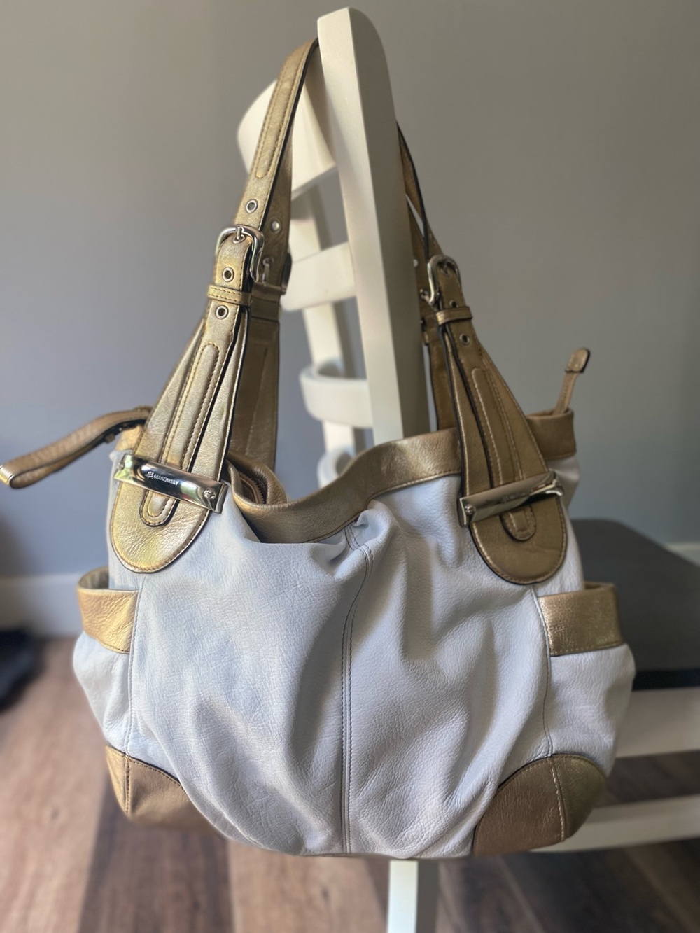 b. makowsky White and Gold-Tone Leather Shoulder Bag